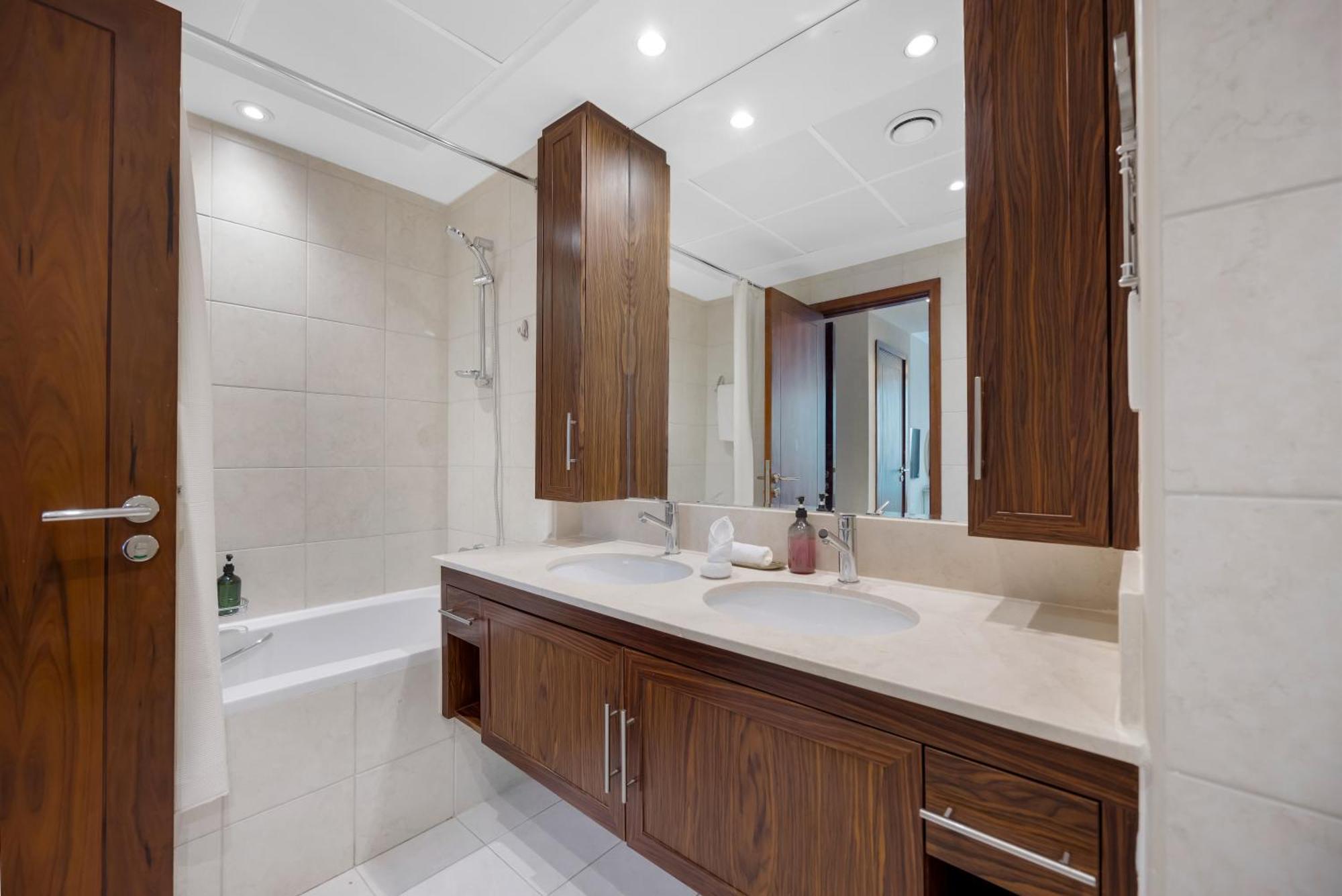 Durrani Homes - Grandiose 5Br Besides Dubai Mall With Burjkhalifa And Fountain View Exterior photo
